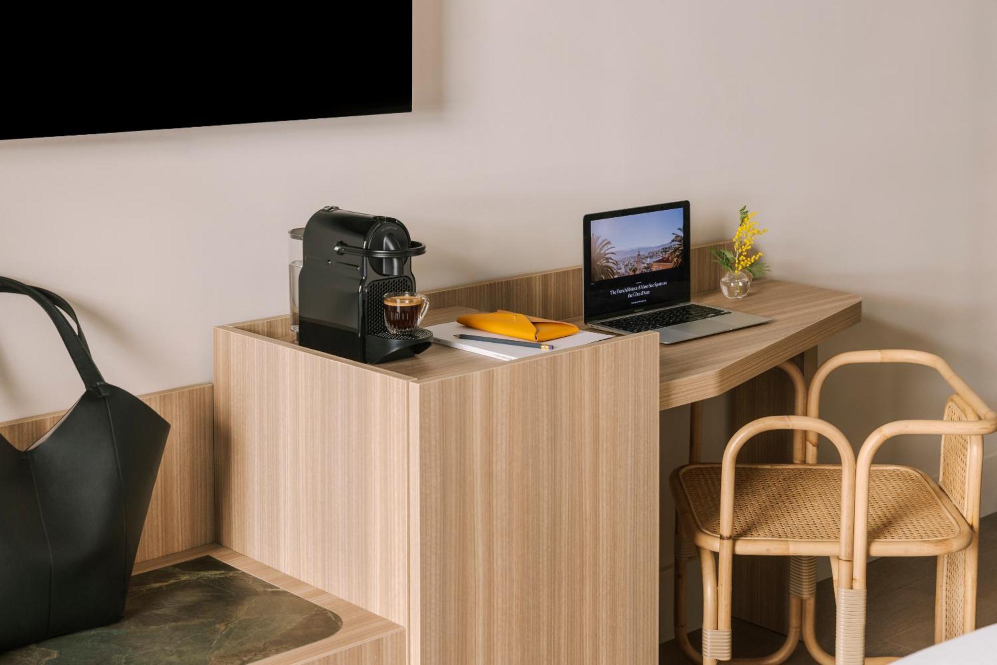 Yelo Mozart Powered By Sonder Hotel Ница Стая снимка